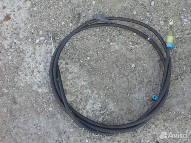 Трос стояночного тормоза Мерседес 203