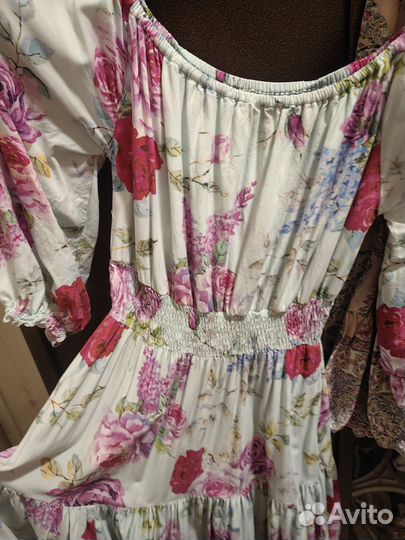 Радхика Цветы на голубом от Ольги Валяевой