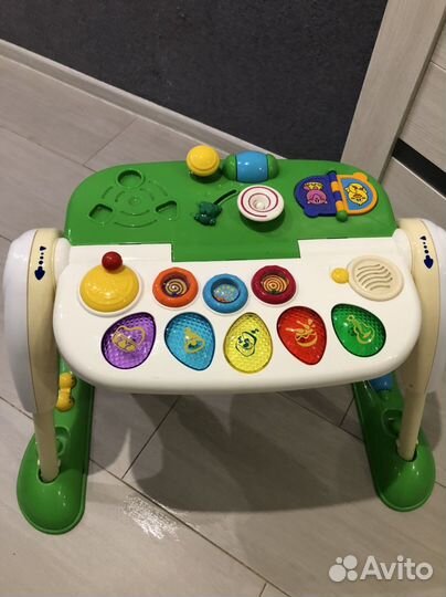 Развивающий музыкальный столик