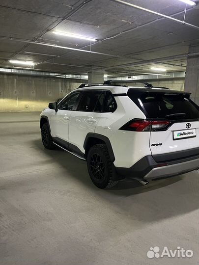 Toyota RAV4 2.5 AT, 2020, 64 000 км