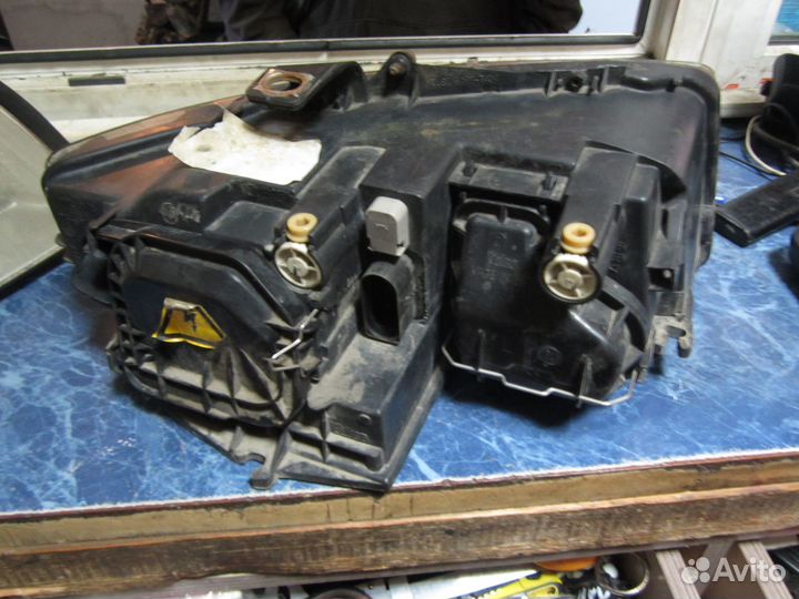 Фары Audi A4 B6 Фара Ауди А4 B6 под ксенон