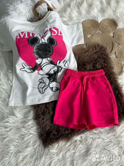 Костюм с шортами zara
