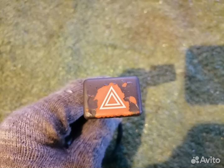 Кнопка аварийной сигнализации 8E0941509 Audi A4 B6