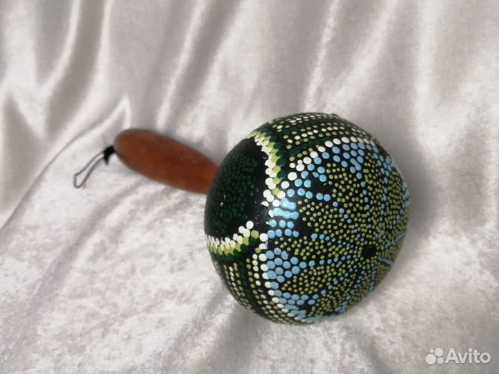 Сувениры разных стран (музыкальные инструменты)