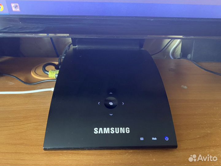 Монитор 27”. Samsung syncmaster CA550