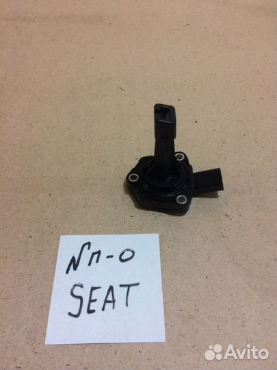 Датчик уровня масла Seat 03G907660M,03G907660R