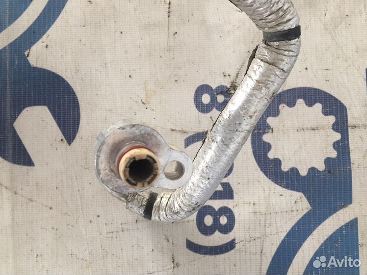 Трубка кондиционера Land Rover Discovery 4