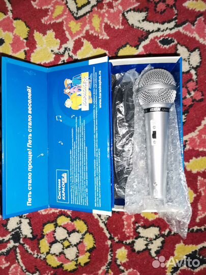 Микрофон для караоке проводной