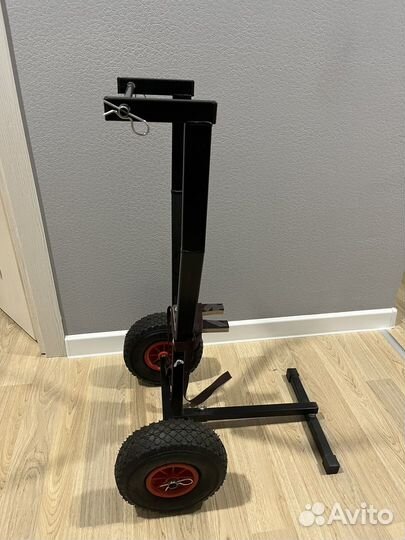 Тележка для лодочного мотора