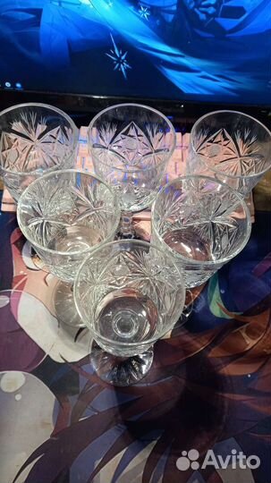 Хрустальные фужеры кубки