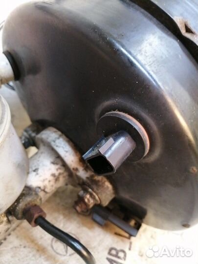 Вакуумный усилитель тормозов Cadillac Escalade III