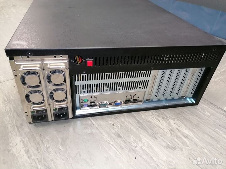 Сервер 4U xeon E5620