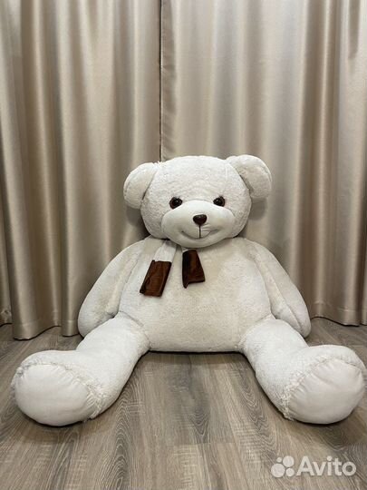 Плюшевый медведь