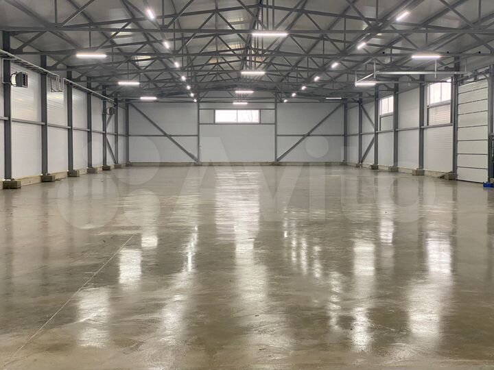 Склад / Производство, 1400 м² на уч. 5000 м²