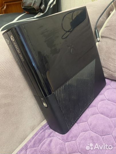 Xbox 360Е 500Гб+ 45игр