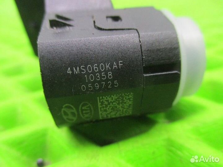 Датчик парковки Kia Sorento 2 (XM)