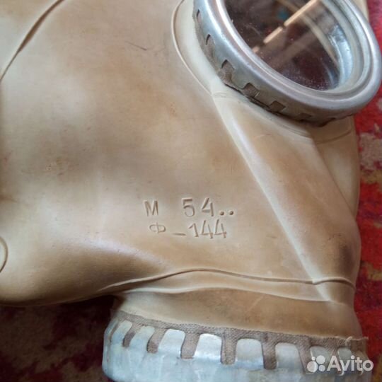 Противогаз мо-4