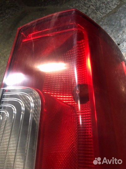 Фонарь задний правый Mercedes Sprinter W907