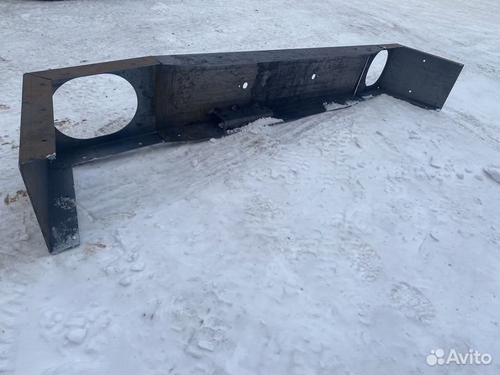 Бампер передний на Урал с Бокавинами под фары