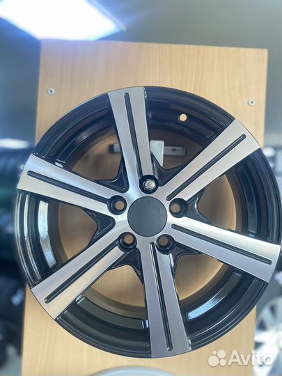 Литые диски Tech Line 544 5x100 6JxR15 D57.1 ET38