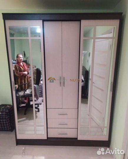 Шкаф новый