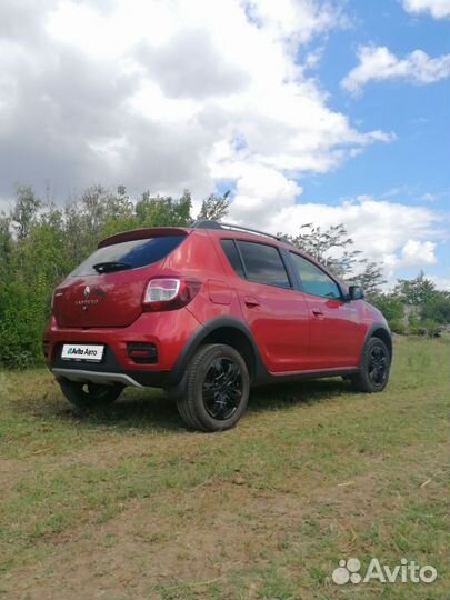 Renault Sandero Stepway 1.6 AT, 2017, 147 000 км