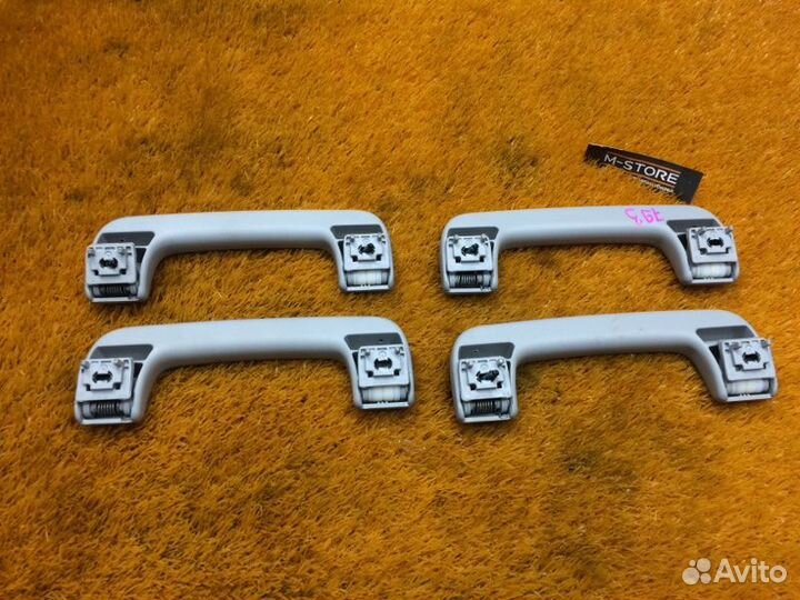 Ручка потолка Audi A3 8P caxc 2009