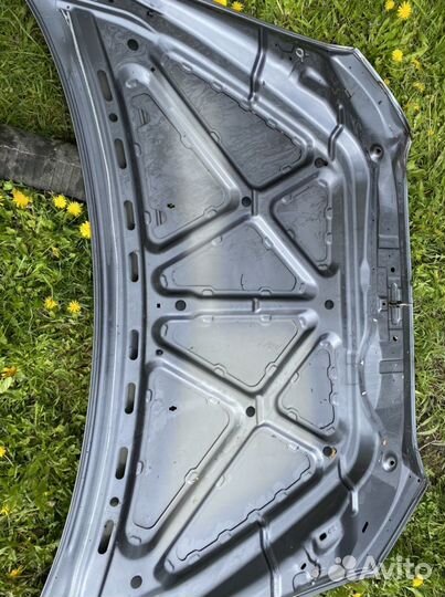 Капот lancer 10