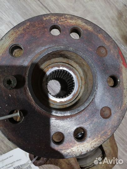 Поворотный кулак мерседес мл 320