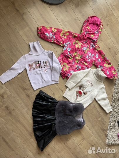 Большой пакет одежды для девочки 104 р-р