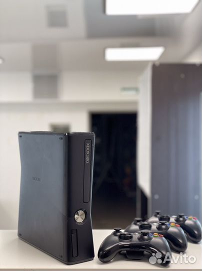 Xbox 360 прошитый с играми