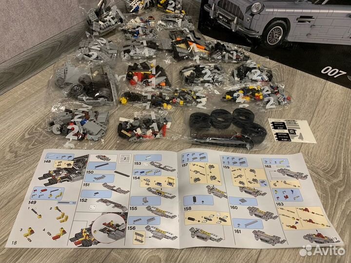 Koнструктоp Technic Aston Martin Джеймс Бонд 007