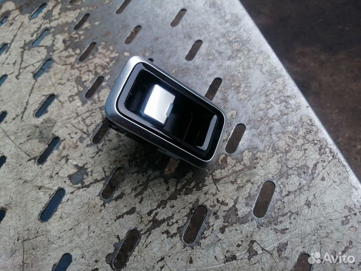 Кнопка стеклоподъемника Range Rover Sport 2 L494