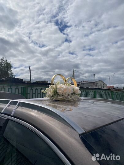 Украшения на машину