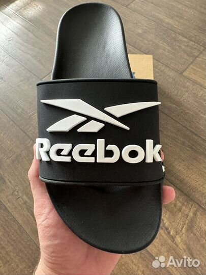 Шлепанцы reebok