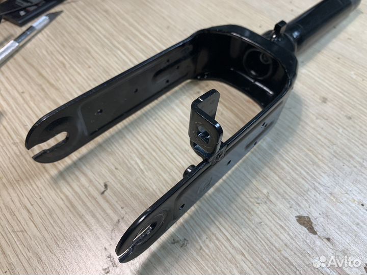 Передняя вилка Ninebot max g30