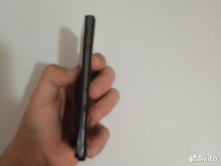 Sony Xperia V, 8 ГБ