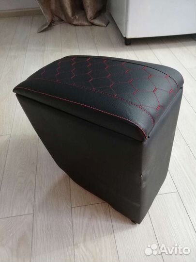 Подлокотник на весту