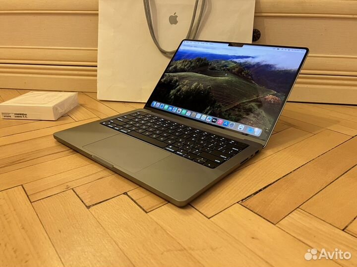 MacBook Pro 14 2023 M2 16Gb 512Gb в идеале