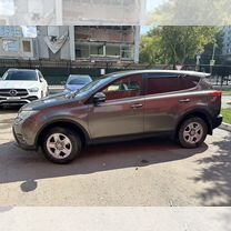 Toyota RAV4 2.0 CVT, 2013, 170 000 км, с пробегом, цена 1 980 000 руб.