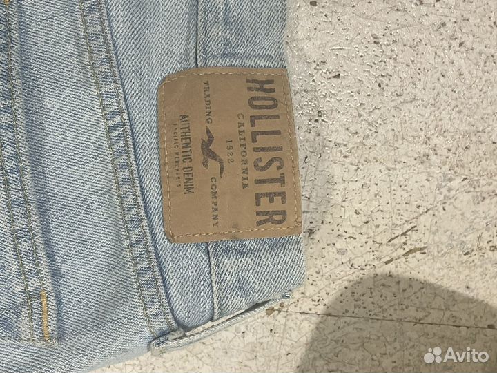 Джинсы hollister