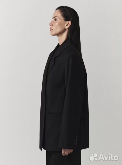 Двубордный жакет Zarina Iconic