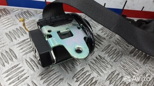 Ремень безопасности с пиропатроном сиденья передне