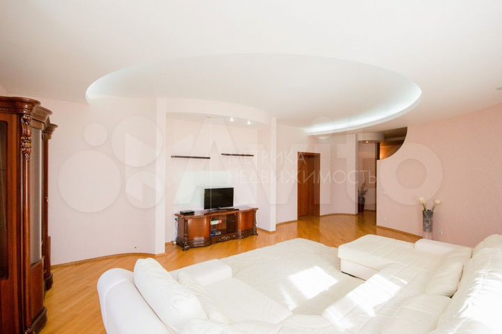 4-к. квартира, 173,4 м², 7/10 эт.