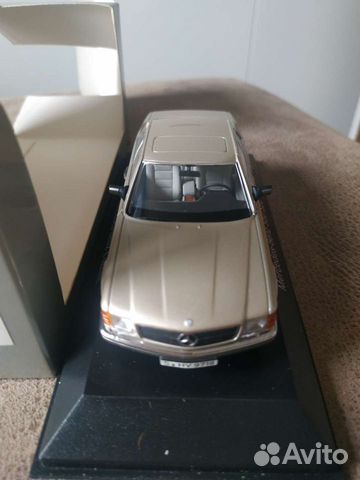 Minichamps. Mercedes Benz 560 SEC. Astralsilber MC