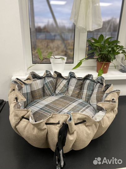 Лежанка для собак