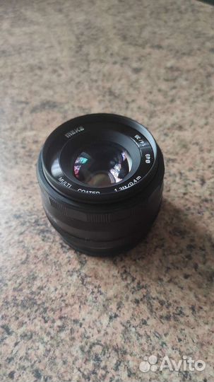 Meike 35 mm F/1.4 Fujifilm X-Mount