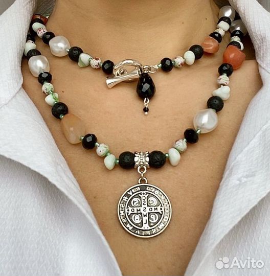 Бусы из натуральных камней