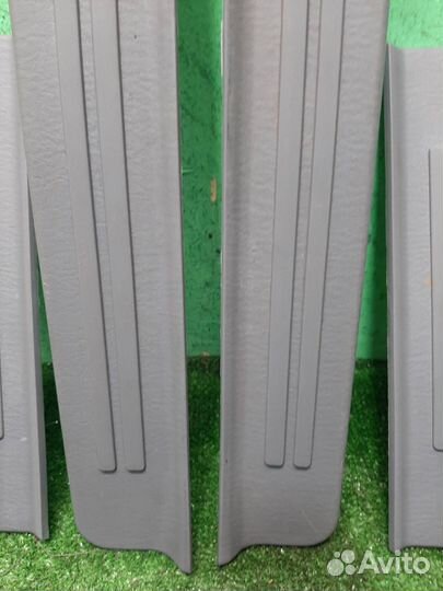 Накладка порога внутри Hyundai Matrix 2004