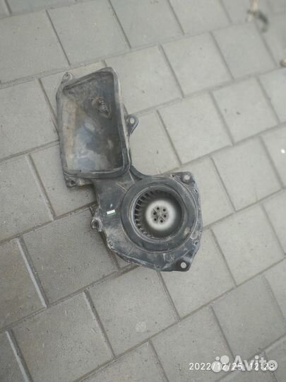 Моторчик печки вместе с корпусом Дэу Нексия